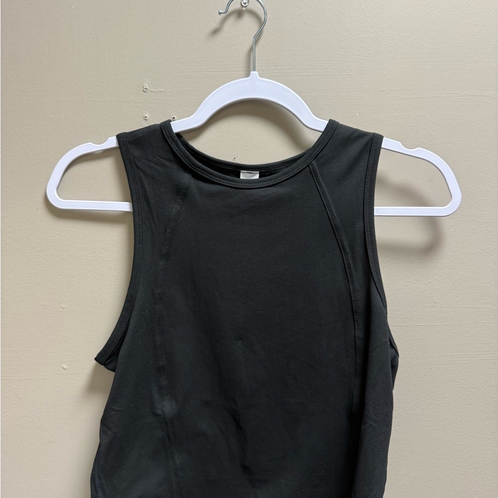 lululemon athletica Black Women’s tank top.